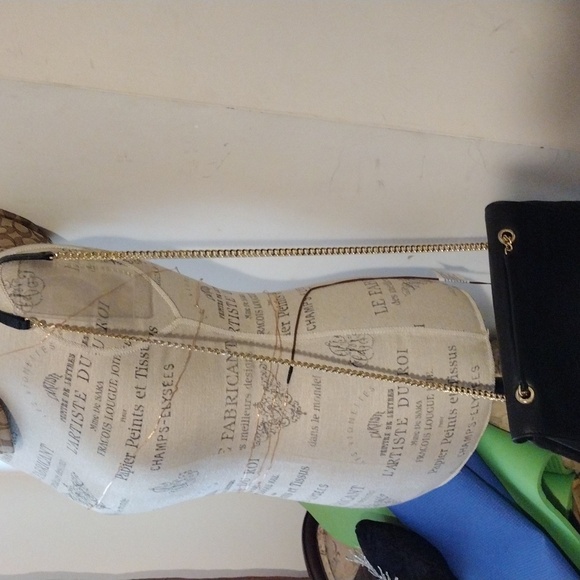 Ted Baker - Picture 6 of 6